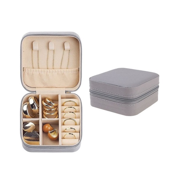 Jewelry - Gray Travel Jewelry Organizer